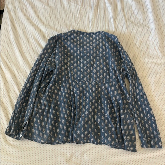 Roller Rabbit Blue Floral-Leaf Button Front Top - Picture 3 of 3